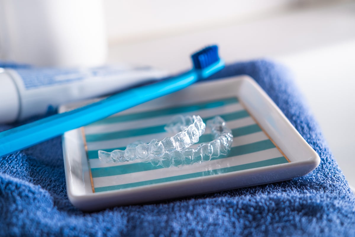 How Long Do Clear Aligners Take to Straighten Your Teeth? - The Brace ...